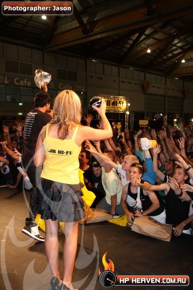 Latest Photos: Justcar Autosalon Final Battle Models 2008